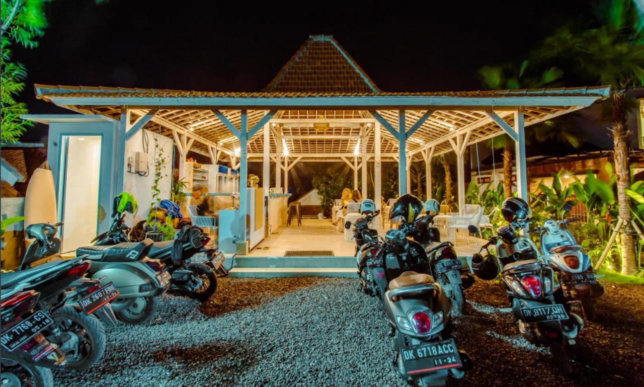 The Commotion Canggu Exterior photo