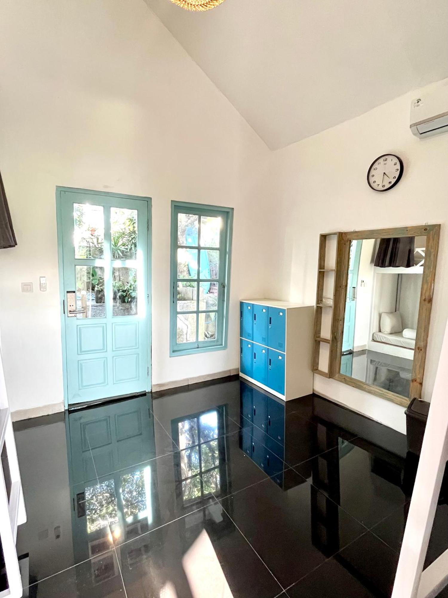 The Commotion Canggu Exterior photo